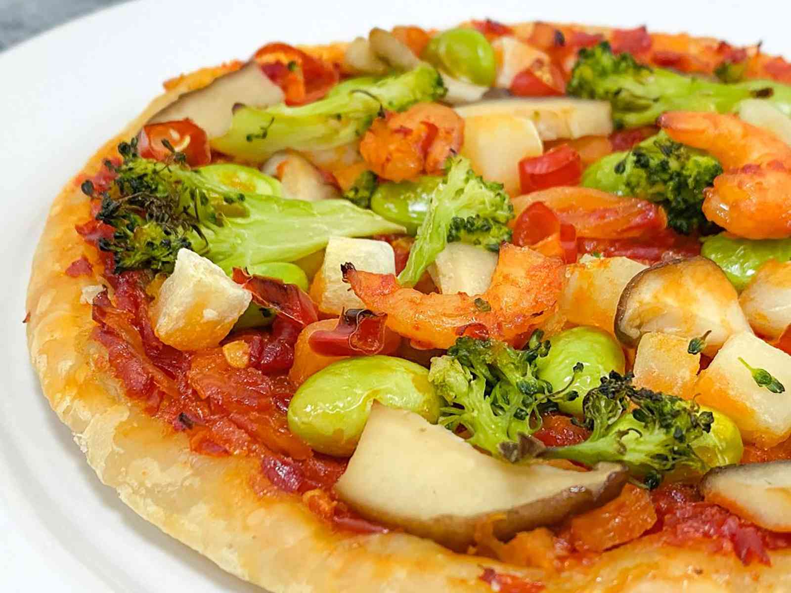 Spicy Seafood Veggie Pizza